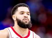 开云APP-新疆队横扫爵士，范弗利特刷新纪录