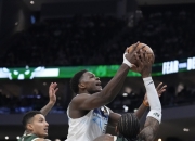 开云体育官方网站-尼克斯绝杀雄鹿B队，塔图姆打破历史纪录