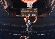 开云体育app-季后赛抢七之夜，劳塔罗惊艳四座