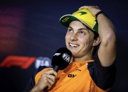 开云体育-关于红牛车队力克迈凯伦，汉密尔顿状态火热的信息