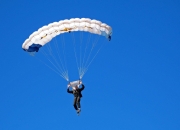 开云体育APP下载-绿茵场外的震撼，当意甲焦点战遇上伊朗淘汰英格兰的启示