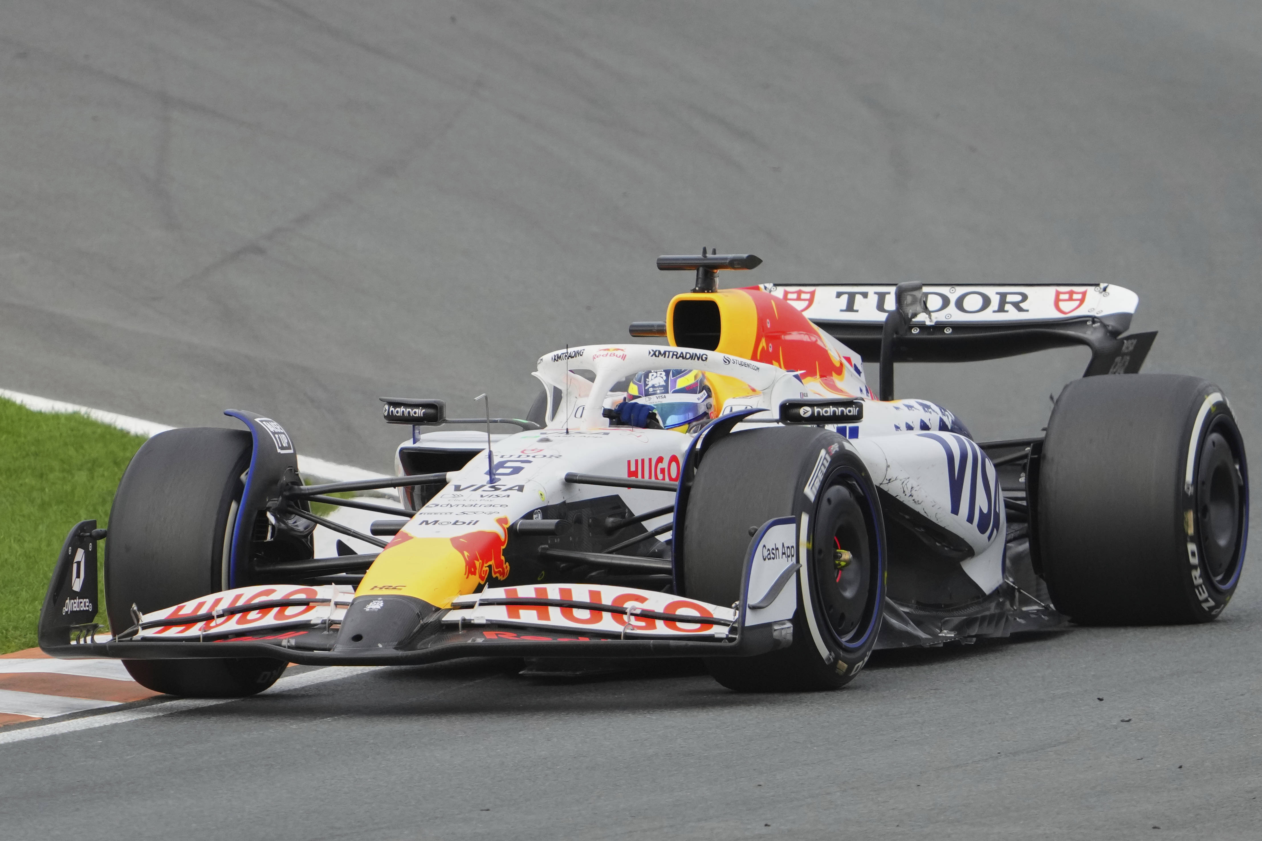 红牛车队险胜红牛二队,勒克莱尔高光表现的简单介绍 红牛车队险胜红牛二队,勒克莱尔高光表现的简单介绍