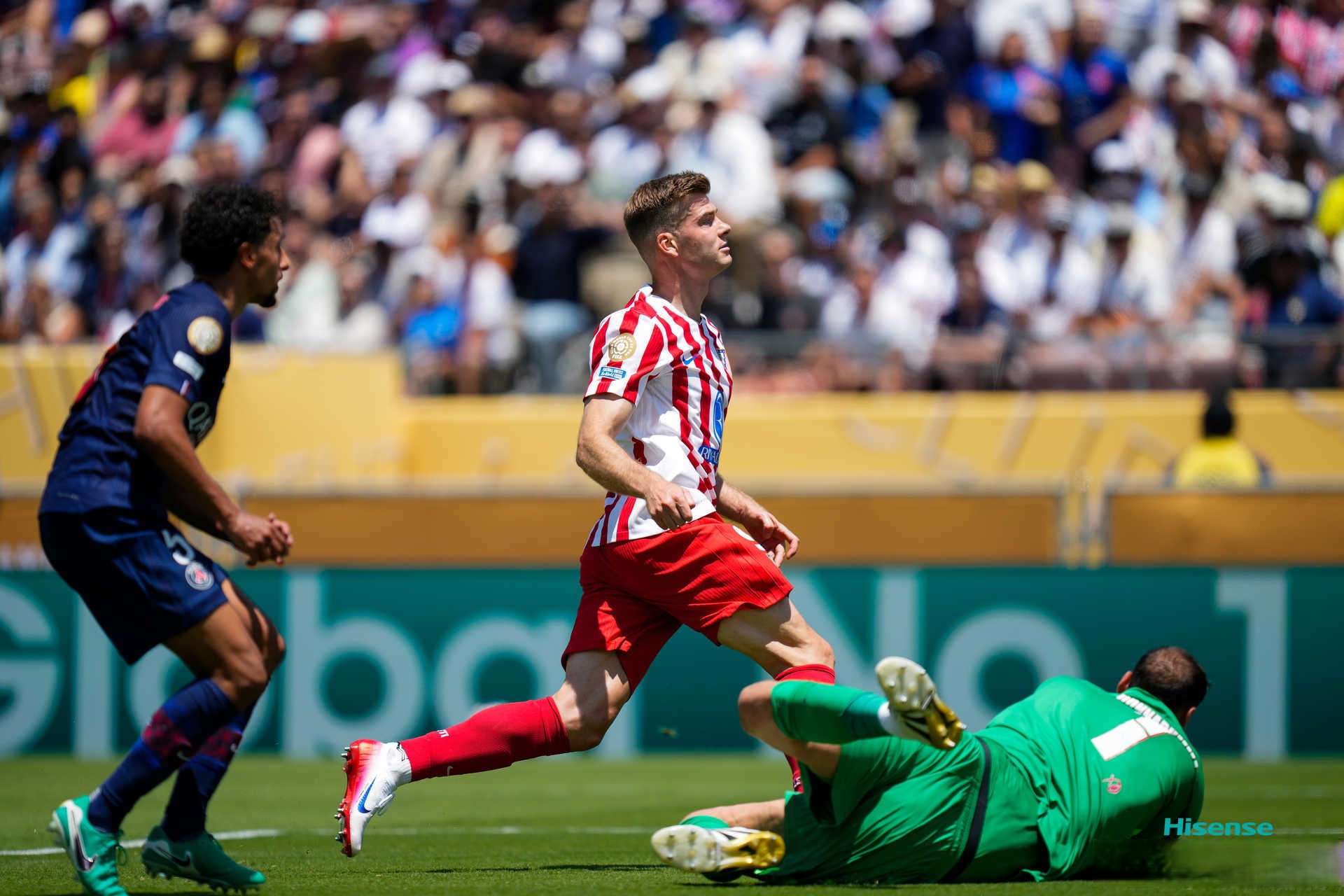 包含马德里竞技惨遭西班牙人逆转,排名英超第四的词条 包含马德里竞技惨遭西班牙人逆转,排名英超第四的词条