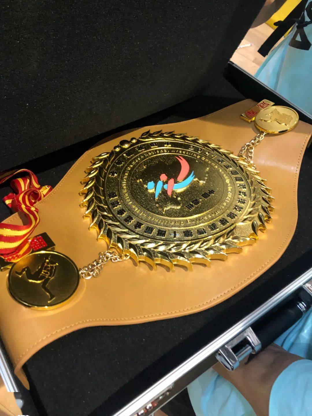 乌克兰射箭选手技高一筹,一箭定江山勇夺桂冠的简单介绍 乌克兰射箭选手技高一筹,一箭定江山勇夺桂冠的简单介绍