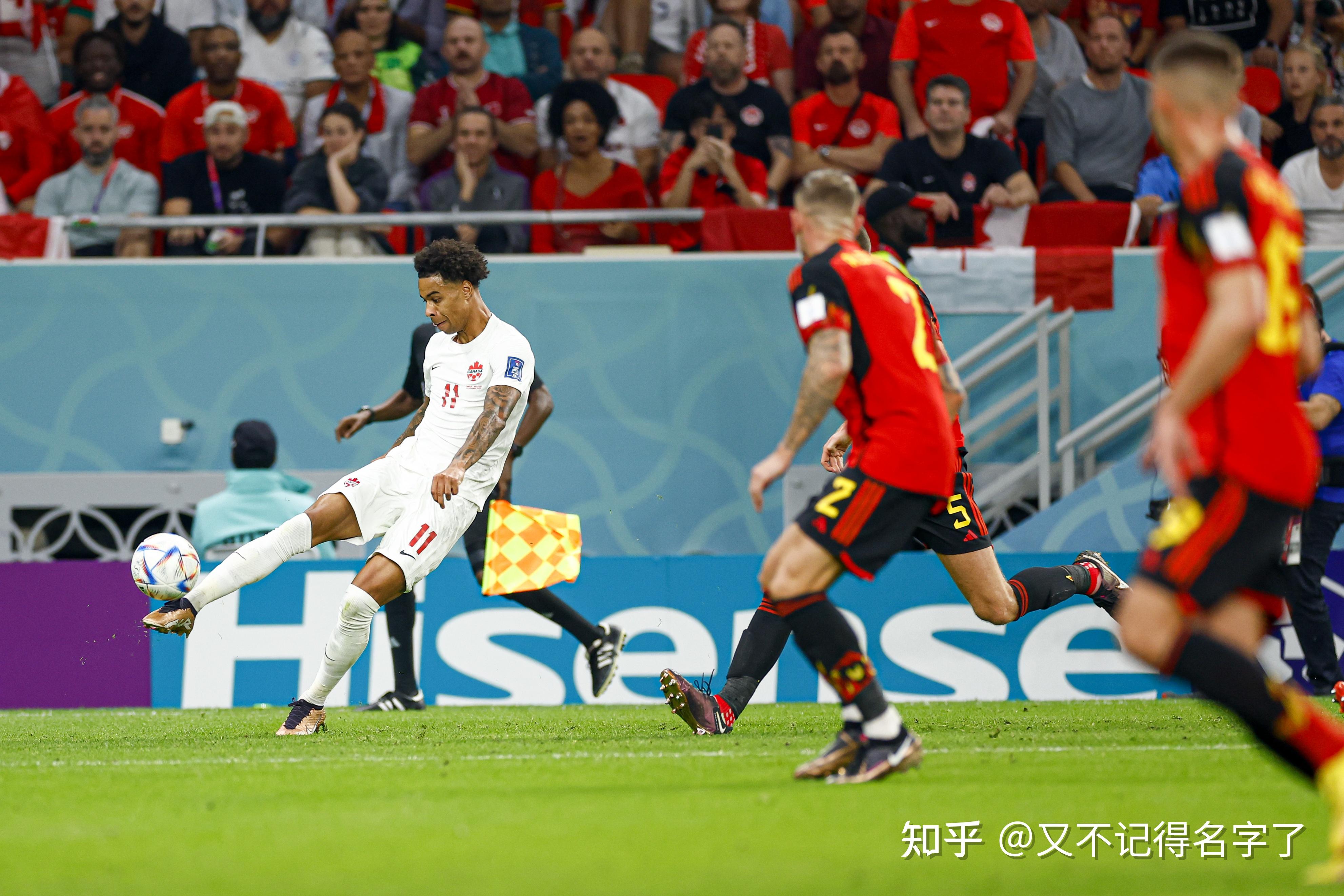 瑞典队在欧洲足球联赛中积极备战