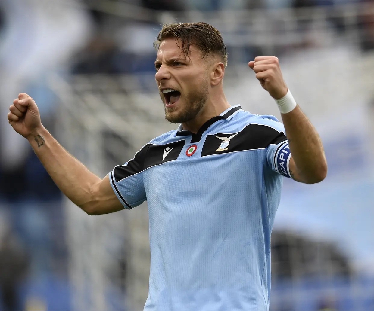 阿贾克斯遗憾出局，再战下赛季