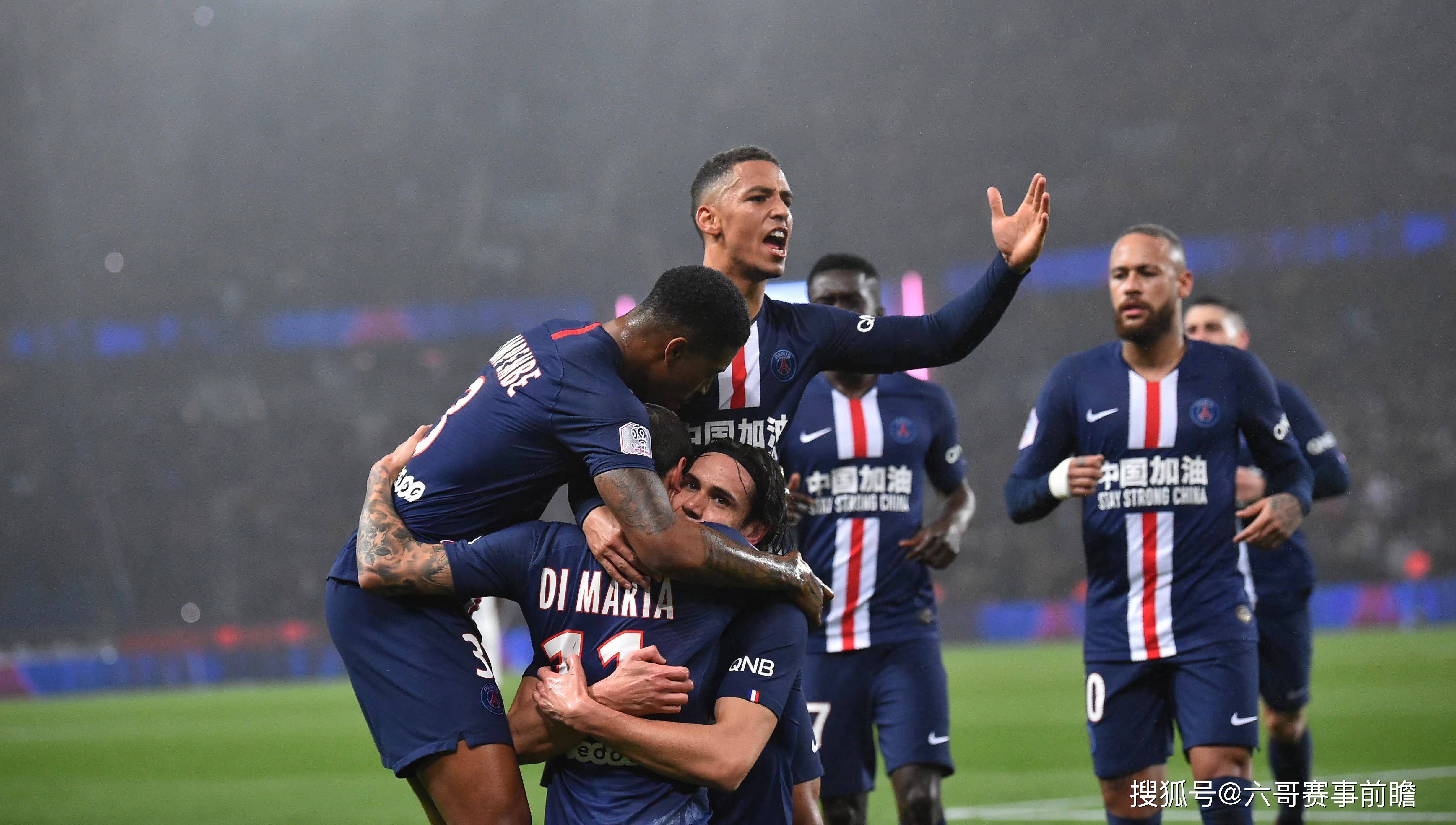 包含巴黎圣日耳曼挑战曼联，豪门之争谁将胜出？的词条