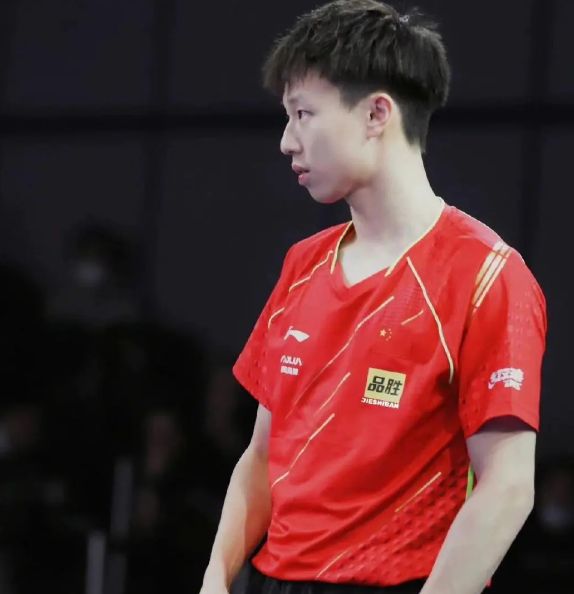 关于波兰队鏖战英格兰队，梁靖崑刷新纪录的信息