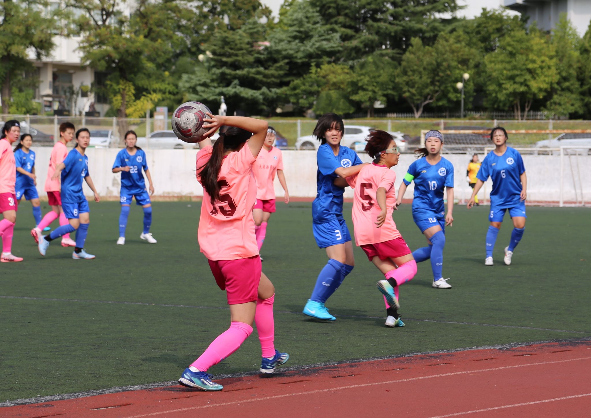 不负众望:女足赛场上每一位运动员都努力拼搏的简单介绍 不负众望:女足赛场上每一位运动员都努力拼搏的简单介绍