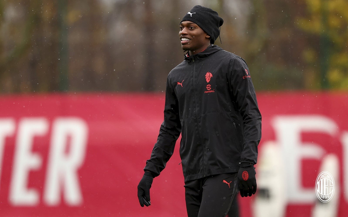 关于AC米兰全队训练积极，球员士气高涨备战下一场的信息