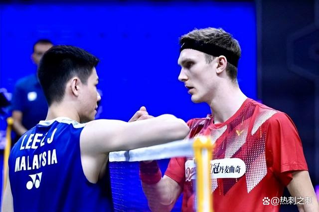 日本队完胜泰国队，李梓嘉统治全场