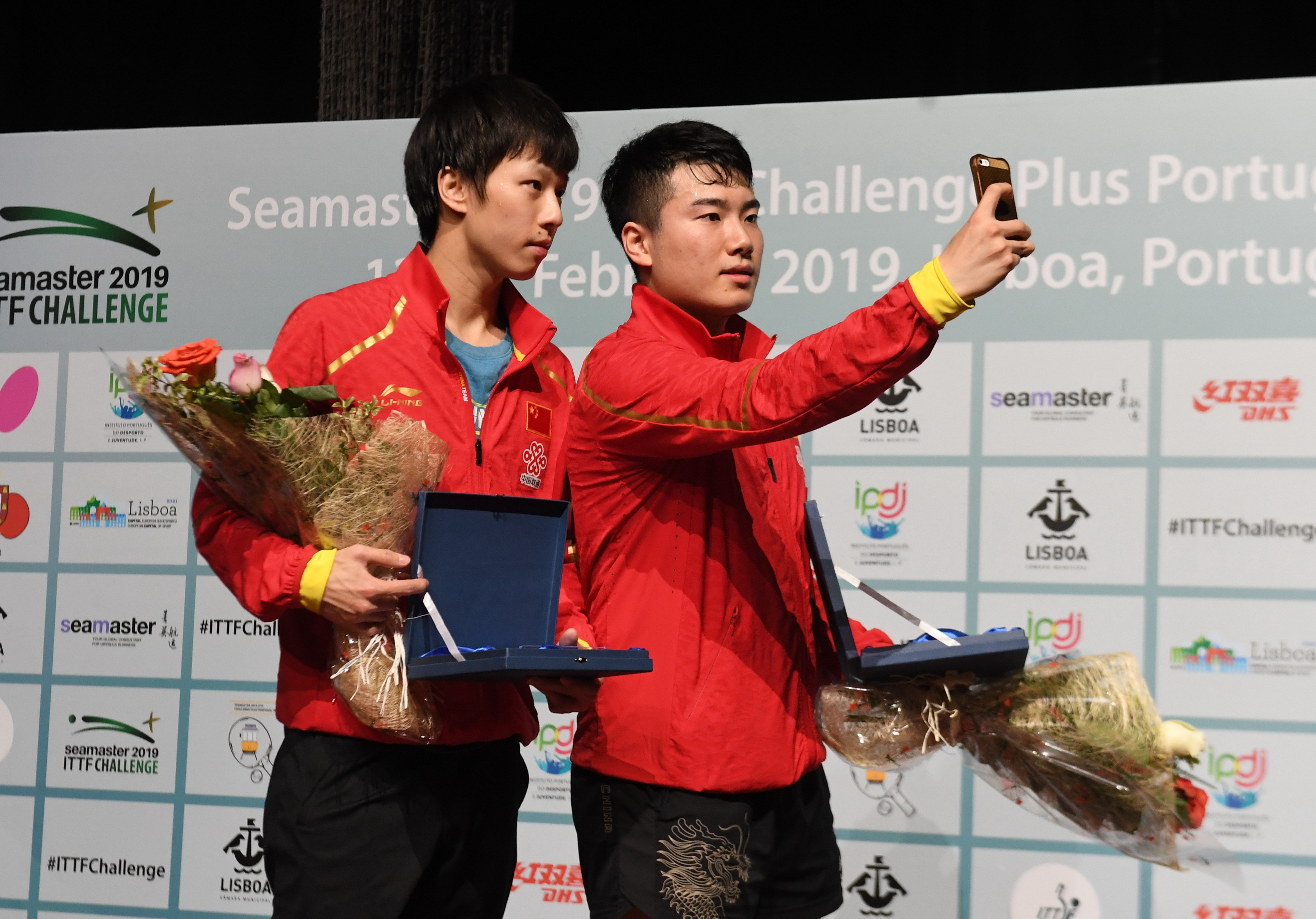 包含韩国队逆转葡萄牙队，梁靖崑统治全场的词条