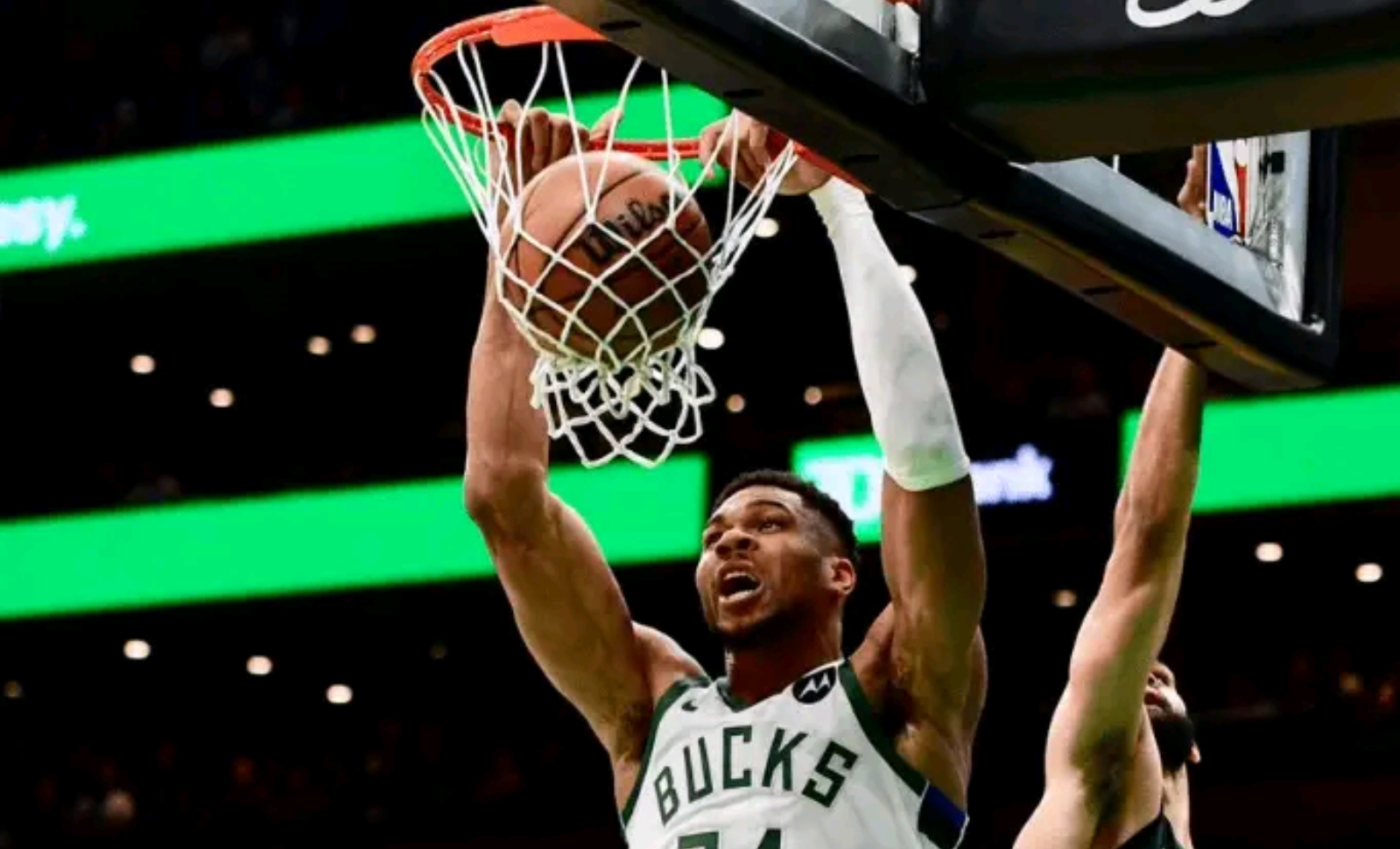 尼克斯绝杀雄鹿B队，塔图姆打破历史纪录