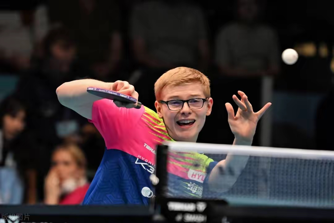 关于波兰乒乓球队轻取瑞典乒乓球队，奥恰洛夫打破历史纪录的信息