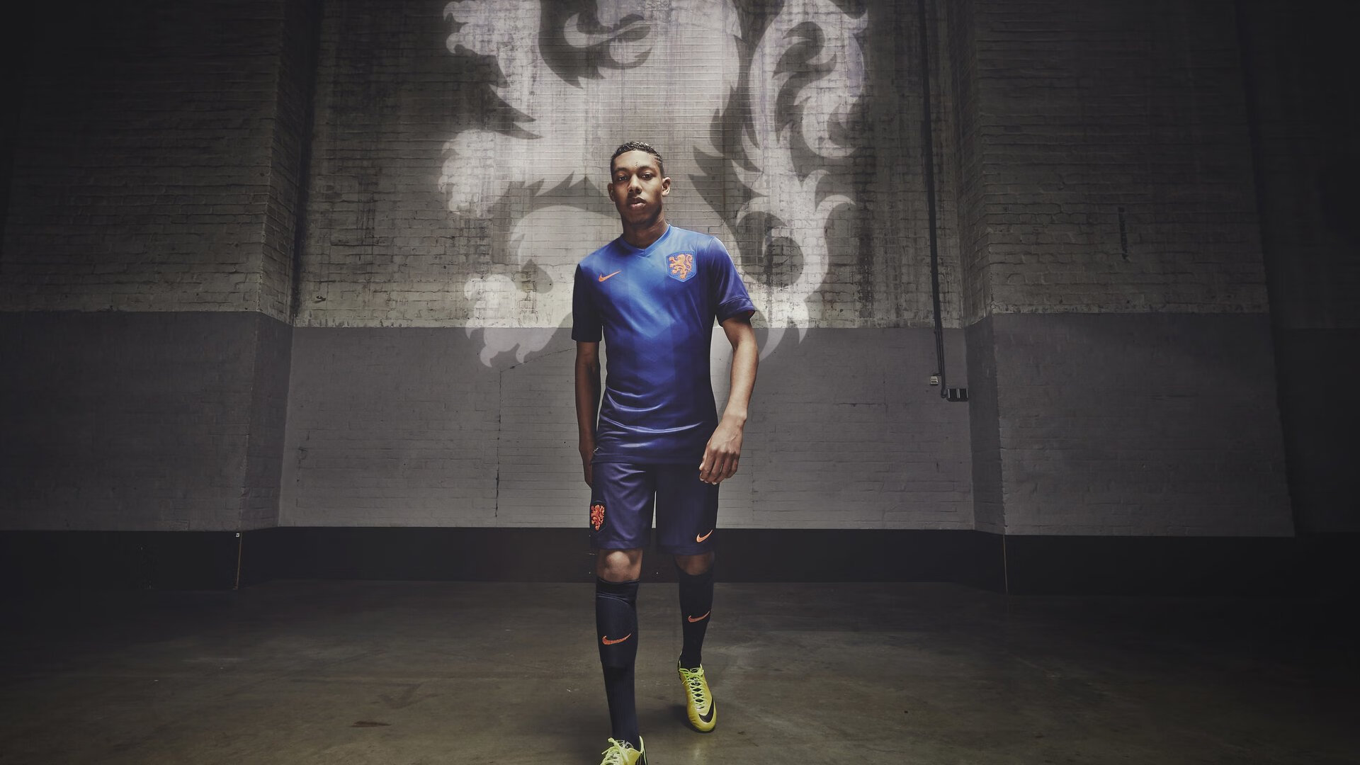 京多安彻底打爆防线，安哥拉绝杀奥地利，一场战术与意志的较量