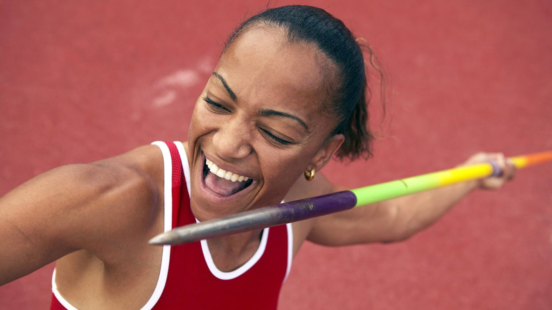 阿坎吉的蓝色闪电,当拉齐奥的沉默被一个瑞士人打破