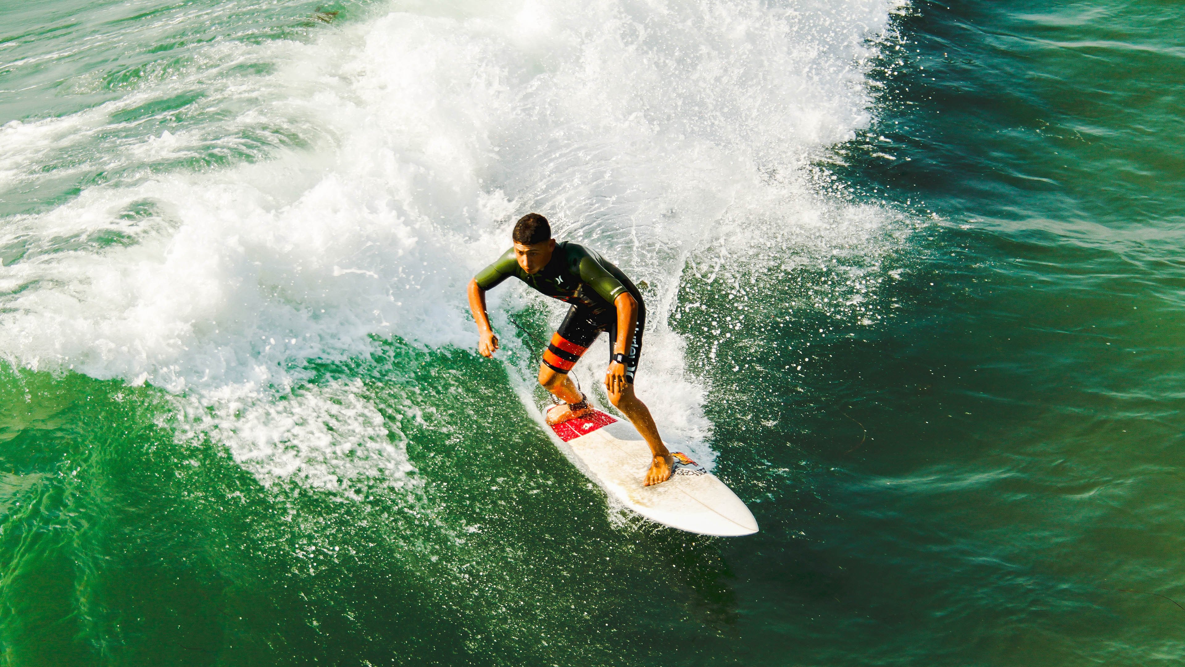 巴拉圭旋风席卷德甲,南美强压下的多特蒙德争冠战危机